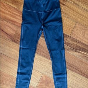 ATHLETA Woman’s Navy Blue Leggings.